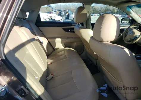 2014 Nissan Altima 2.5 z USA, uszkodzony, nr VIN 1N4AL3AP8EC100786